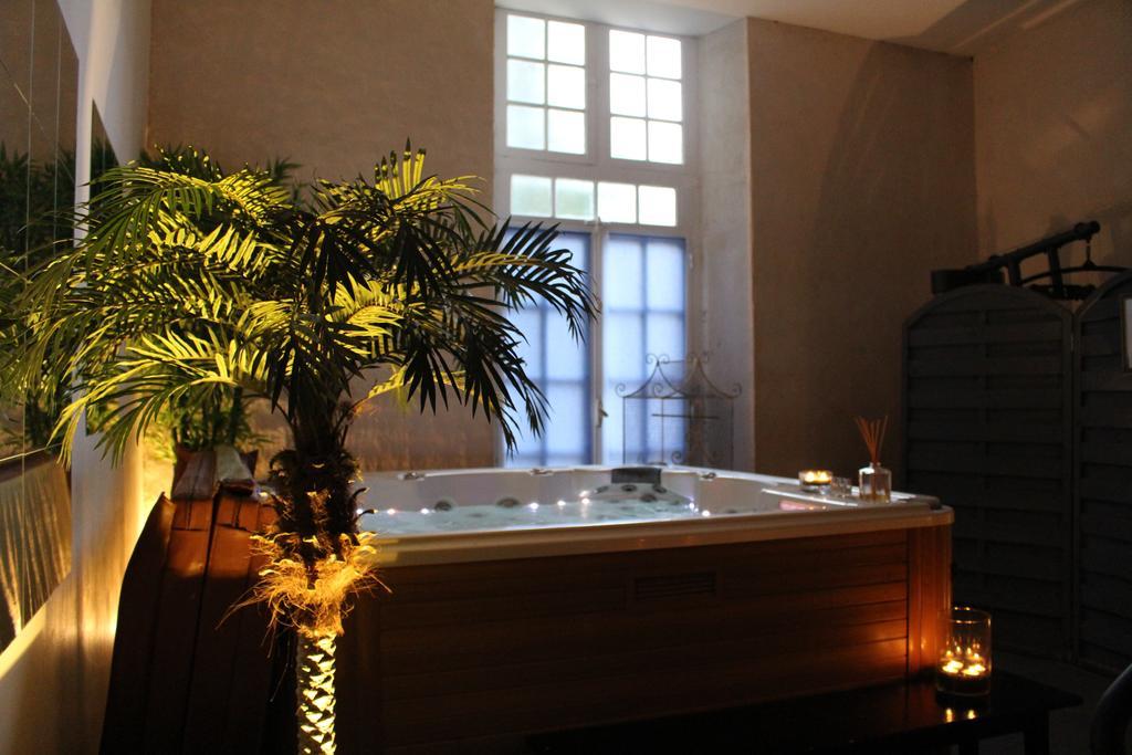 Manoir De La Baronnie Bed & Breakfast แซ็งต์มาโล ภายนอก รูปภาพ
