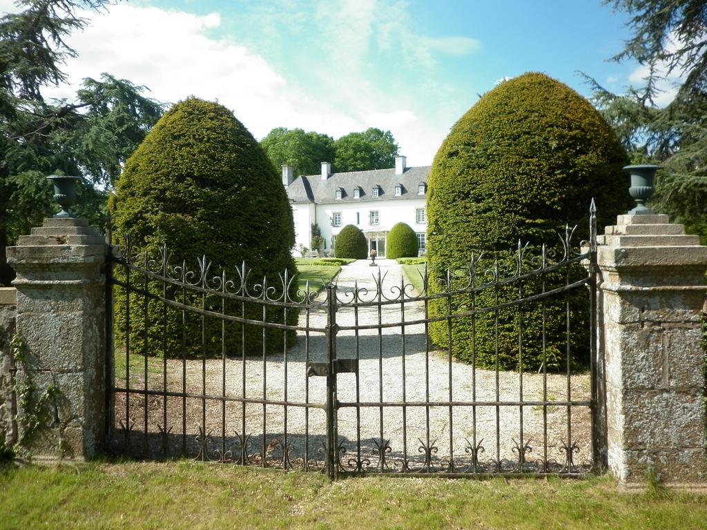 Manoir De La Baronnie Bed & Breakfast แซ็งต์มาโล ภายนอก รูปภาพ