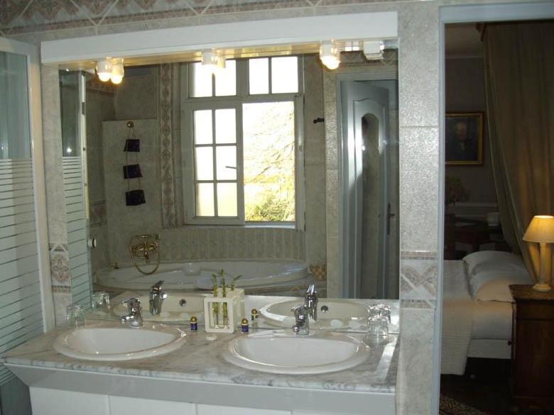 Manoir De La Baronnie Bed & Breakfast แซ็งต์มาโล ภายนอก รูปภาพ